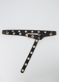 Leren riem met nestelgaten