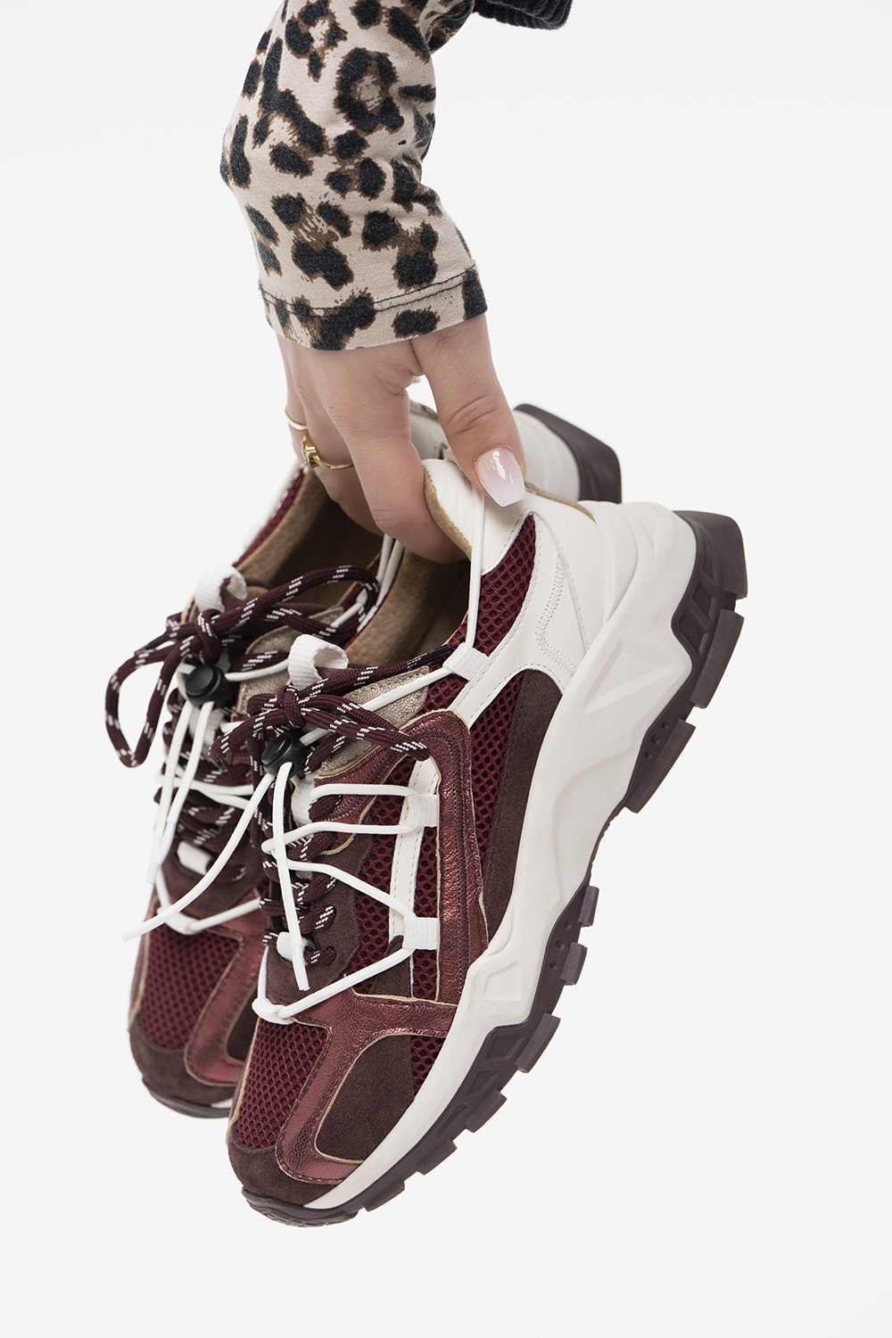 Sneaker Isola DWRS