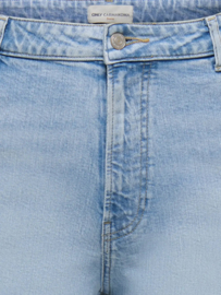 Only Tokyo straight jeans