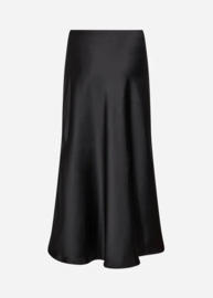 Rok Amalia Black
