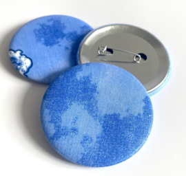 Button bleu