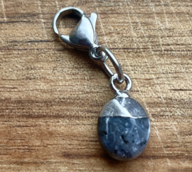 Natuursteen hanger antraciet-zilver