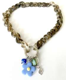 Acrylic chain blue flower