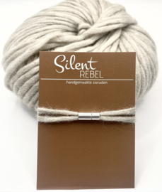 Armband alpaca zilver beige