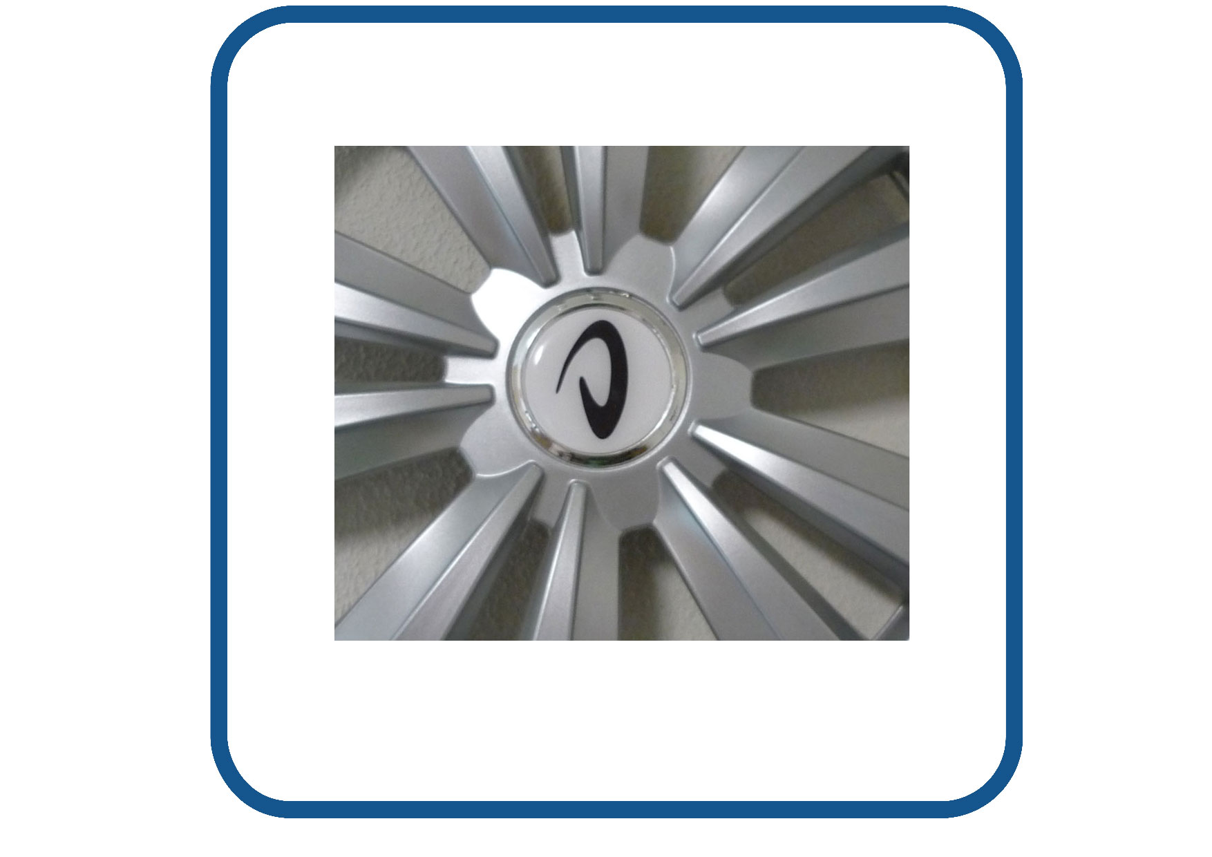 Dethleffs nieuwe logo naafsticker
