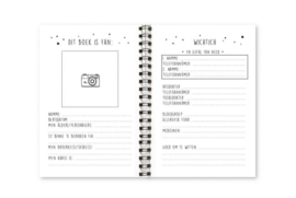 Fries Oppasboek – A5 – Zwart/wit
