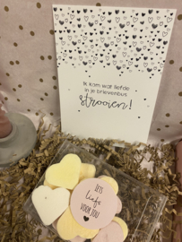 Ik kom wat liefde in je brievenbus strooien