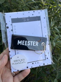 Meester: to do boekje en sleutelhanger