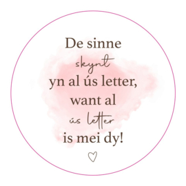 De sinne skynt...