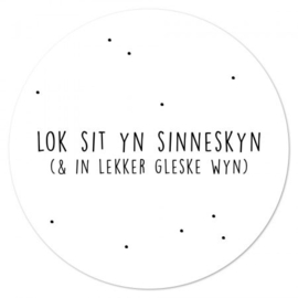 Buiten Muurcirkel Lok sit yn sinneskyn – 30 cm