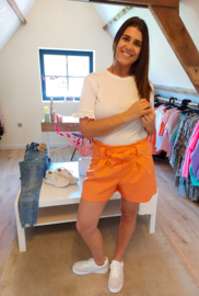 Short oranje