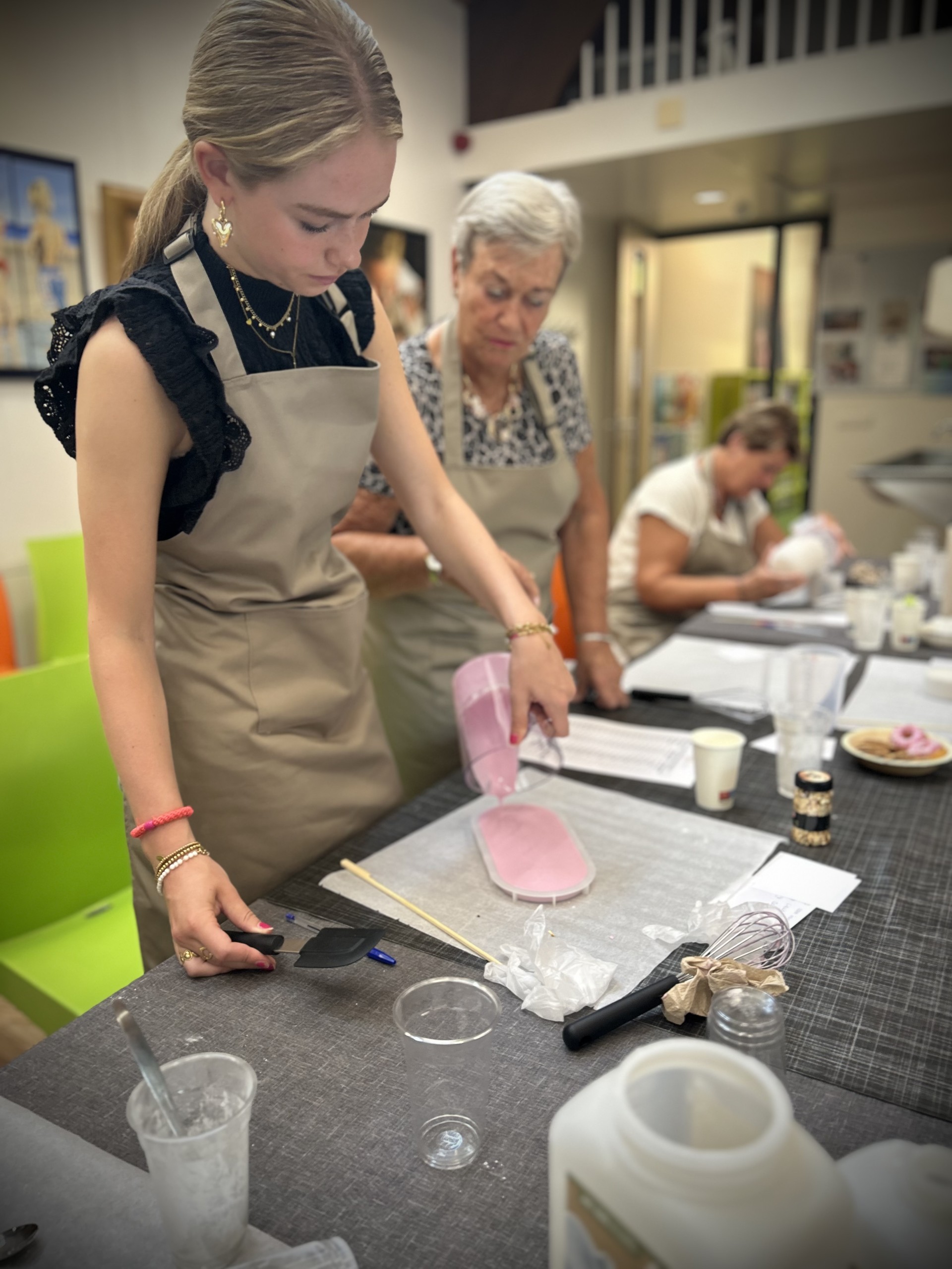 Workshop Jesmonite  vrijdag 5 december 2025 - Bleiswijk ZH -
