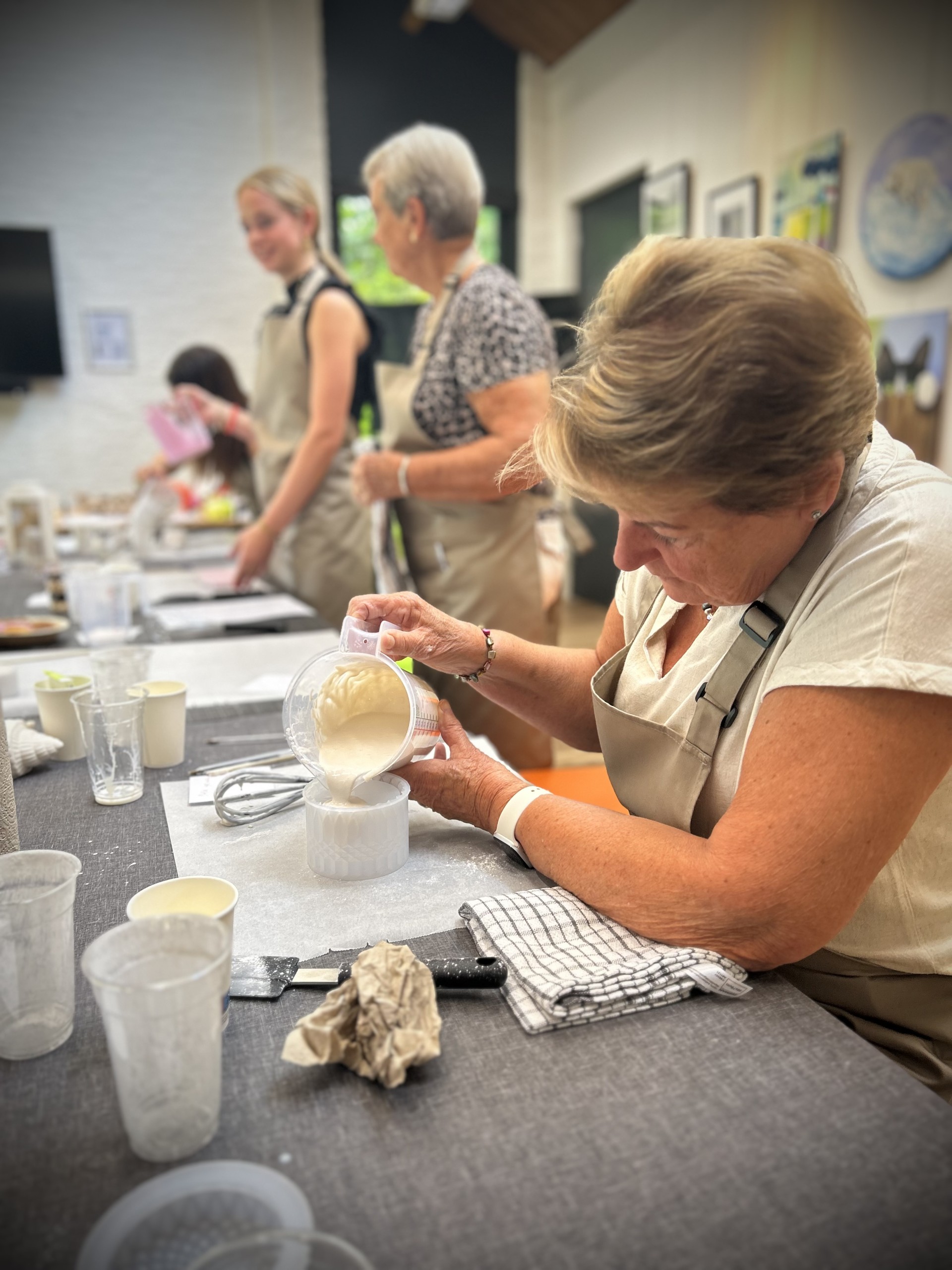 Workshop Jesmonite  vrijdag 5 december 2025 - Bleiswijk ZH -