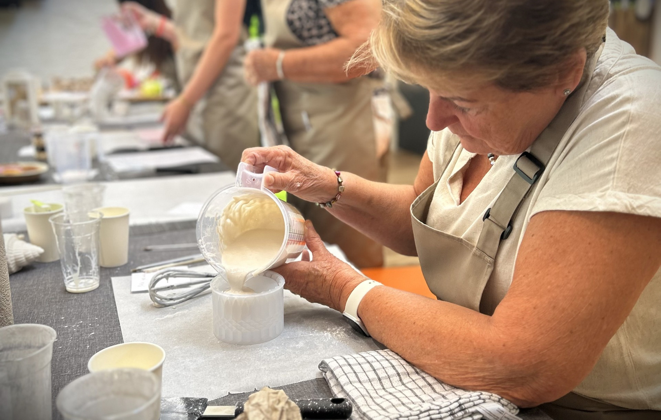 BG Creative workshop Jesmonite gieten