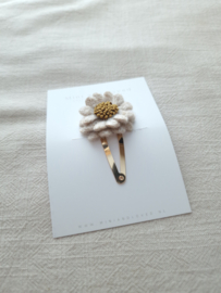 Beige Woolly Flower clip groot (1 stuk)