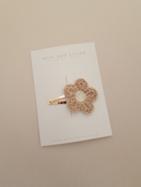 Teddy flower Brown clip middel (1 stuk)