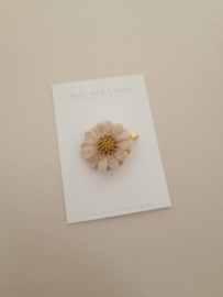 Beige Woolly Flower line klein (1 stuk)