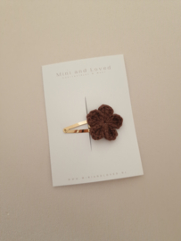 Flower Crochet Brown clip middel (1 stuk)