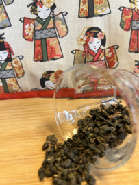 Taiwan Peach oolong