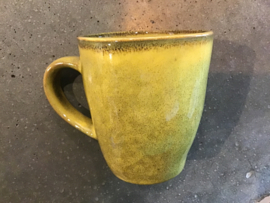 Mica beker met oor wit