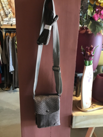 I’m Dutch brisbane telefoontasje