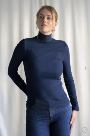 C&S Maia rib coltruitje donkerblauw