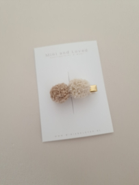 Big Pompom Brown-Beige line middel (3 stuks)