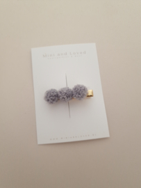 Pompom Grey line middel (3 stuks)