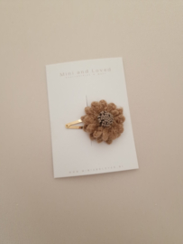 Brown Woolly Flower clip middel (3 stuks)