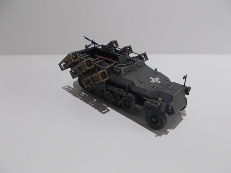 1 72 Ww2 German Sdkfz 251 1 Stuka Zu Fuss Ausf C 1 72 Ww2 German Afvs Black Knight Studios