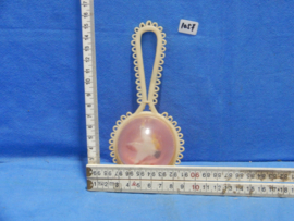 art nr: 1057 vintage baby rammelaar van kunststof