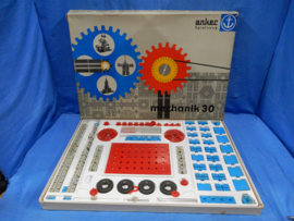 art nr: 706 vintage Mechanik 3D bouwpakket