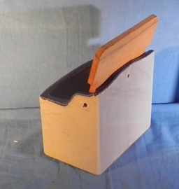 art nr: 220 vintage keramieken zoutbakje