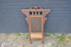 art nr: 926 antieke wandspiegel met kammenbakje