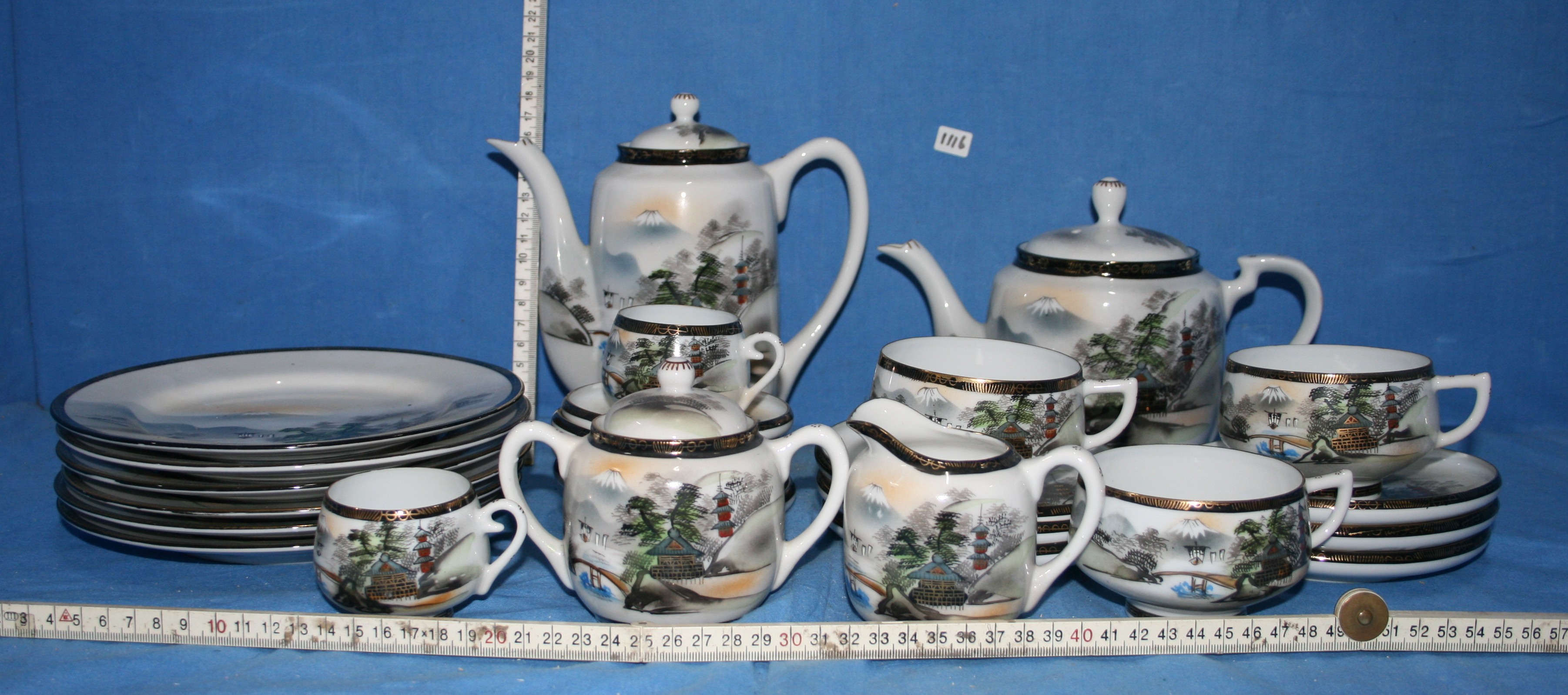 art nr: 1116 antiek porselein aardewerk van Hayasi Kutani fine China