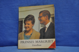 art nr: 871 vintage fotoalbum over Prinses Margriet