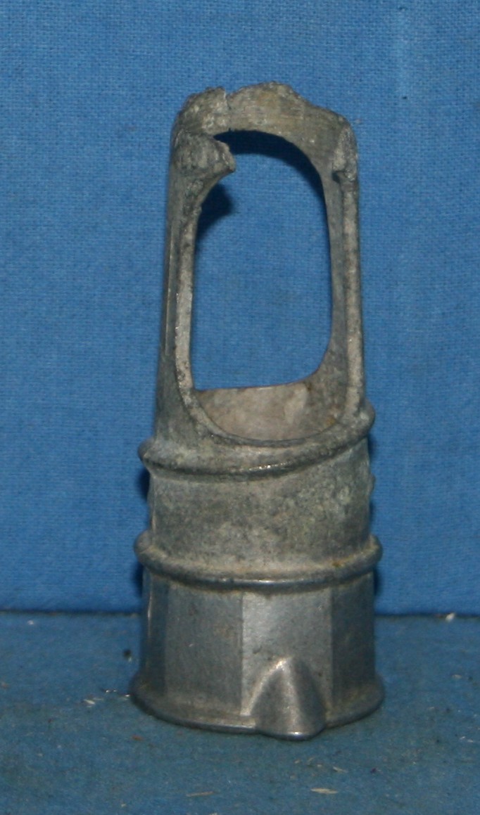 art nr: 1113 vintage aluminium Wijnschenk dop