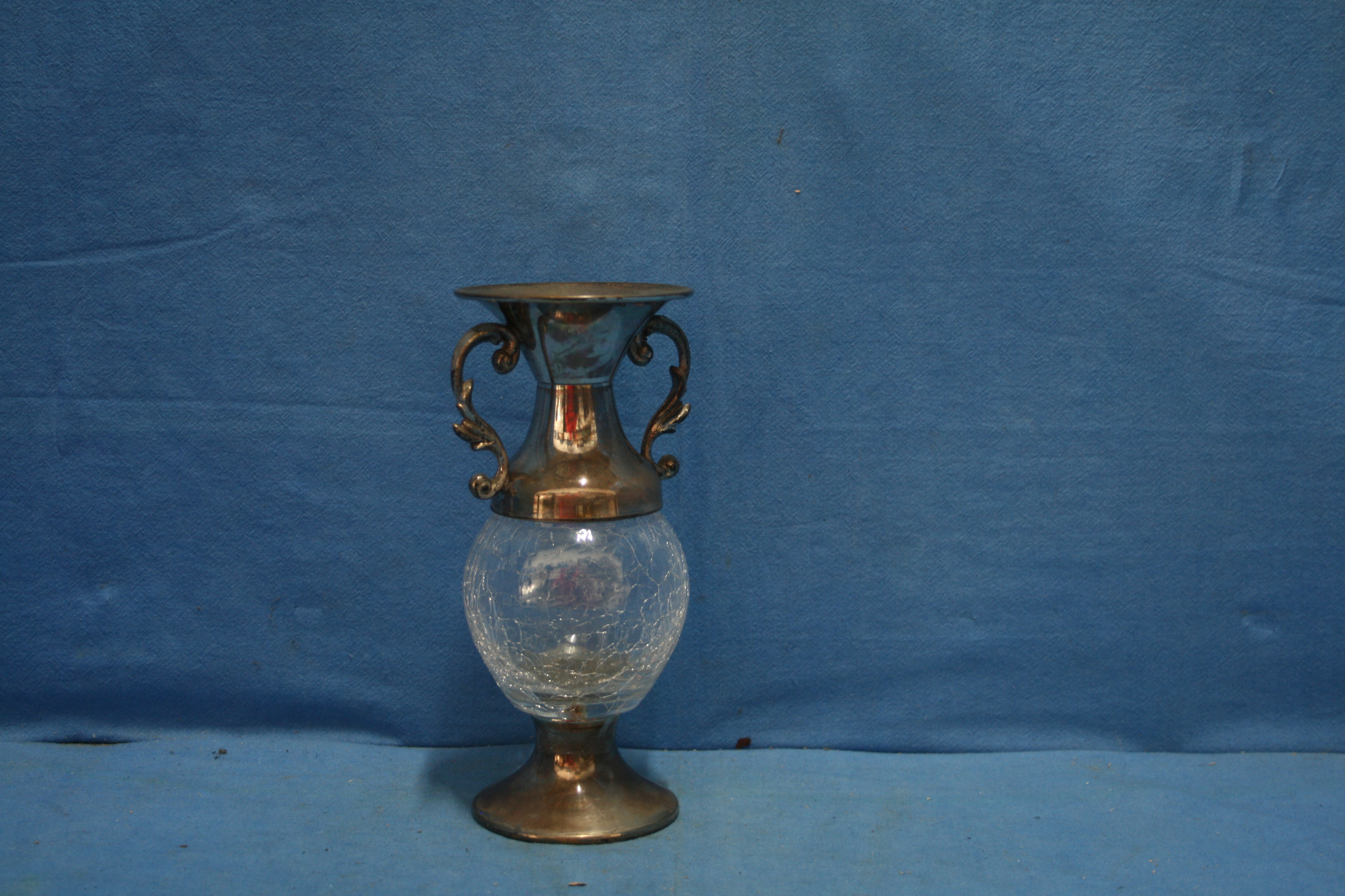 art nr: 989 antiek zilver design vaasje met twee handvaten