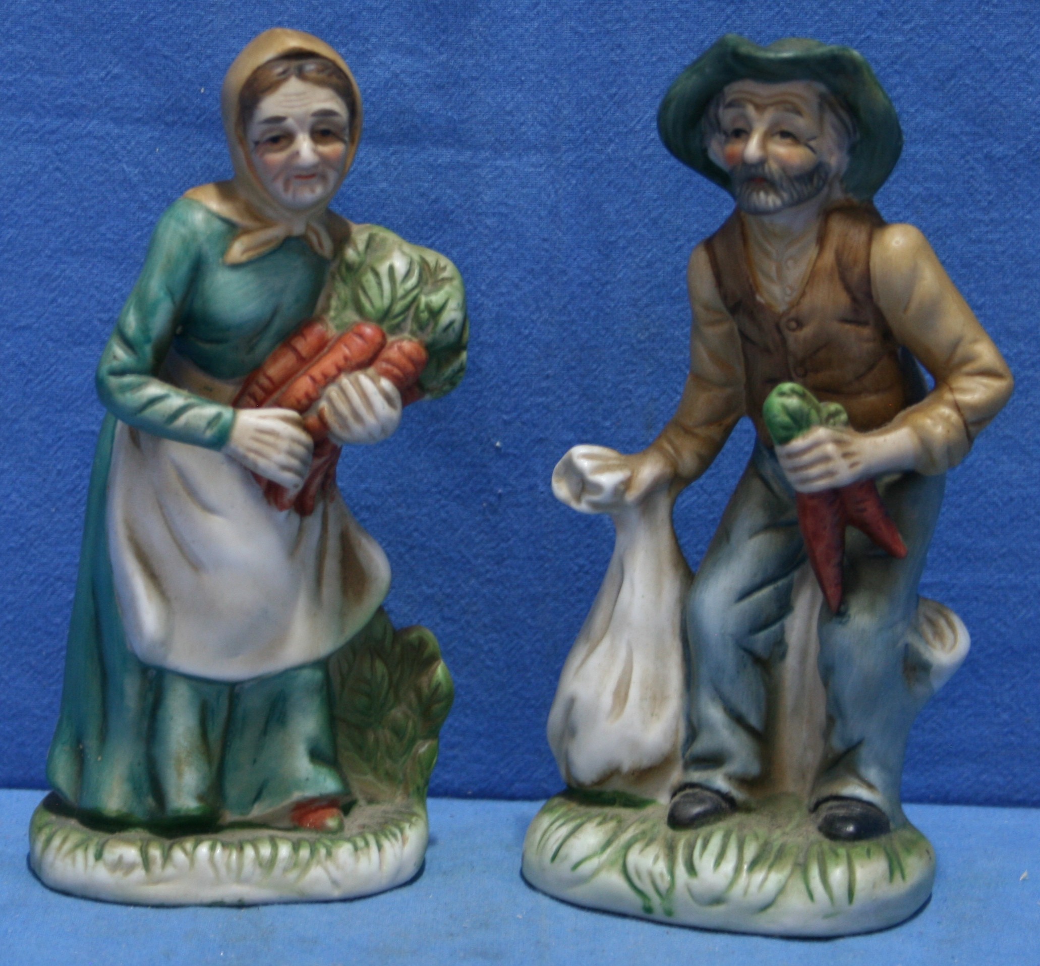 art nr: 1154 vintage beelden van een oude man en vrouw