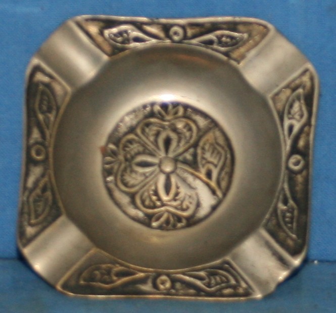 art nr: 1119 vintage verzilverde asbak