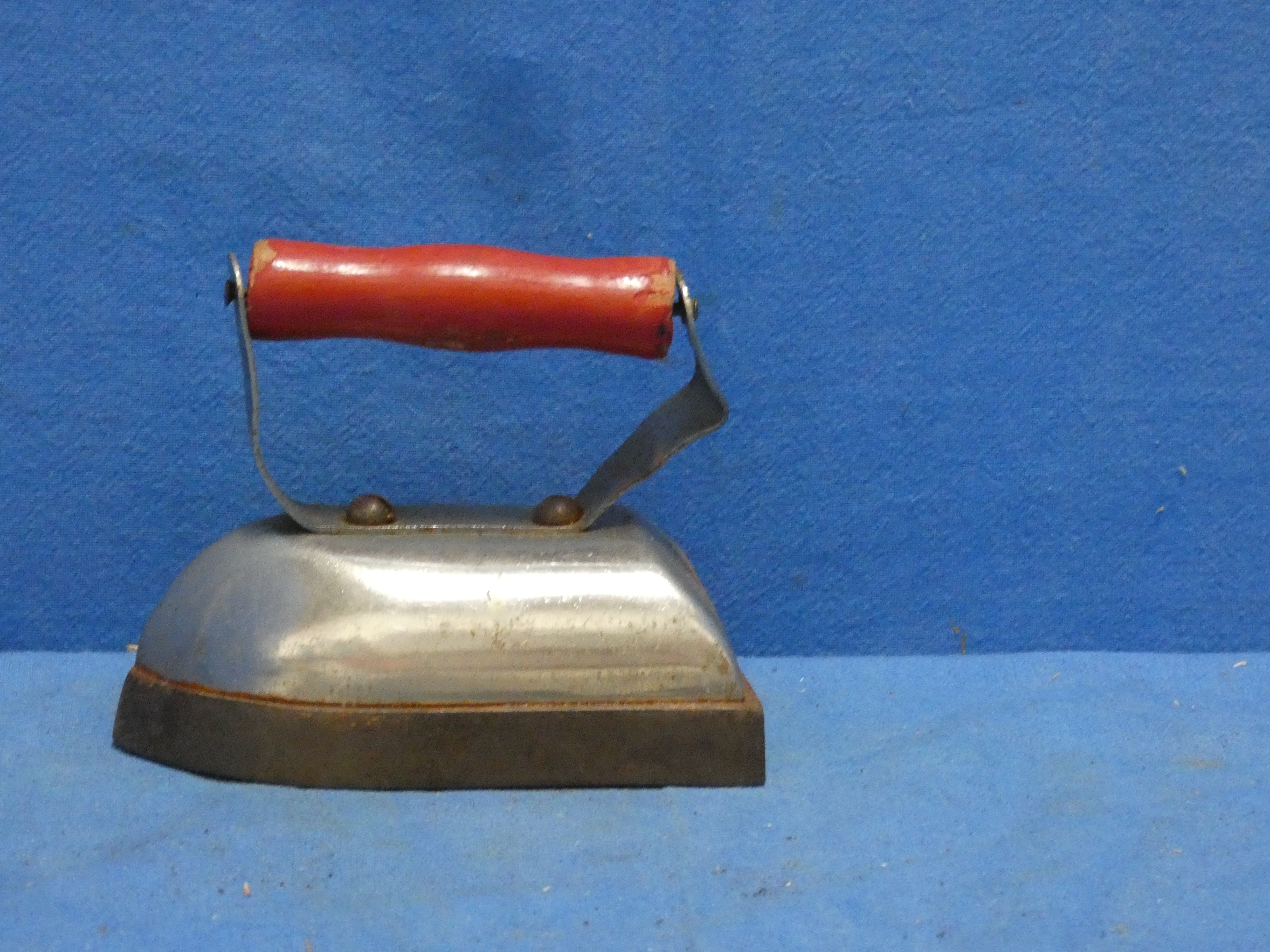 art nr: 1220 vintage kinder strijkijzer