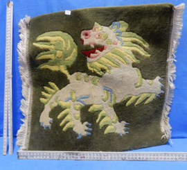 art nr: 568 vintage tafelkleedje met leeuw afbeelding