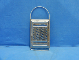 art nr: 1042 vintage inakidole metalen rasp