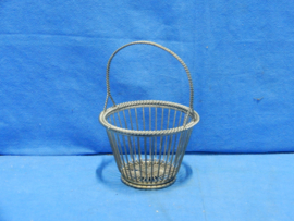 art nr: 811 antiek zilver mandje