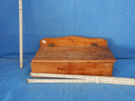 art nr: 778 vintage houten poetsdoos met klep