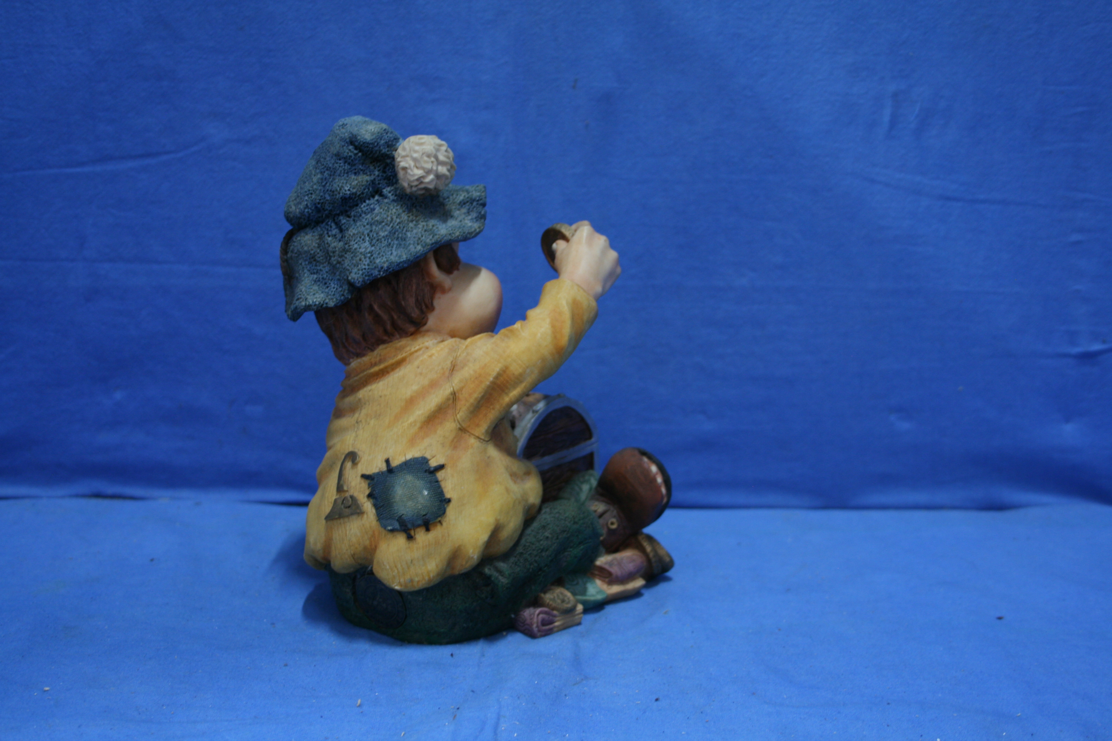 art nr: 1144 vintage Efteling Laaf met spaarpot