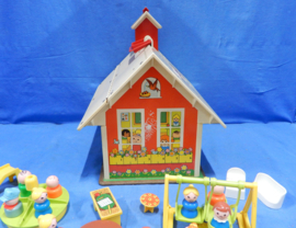 art nr: 737 vintage Fisher Price woonhuis