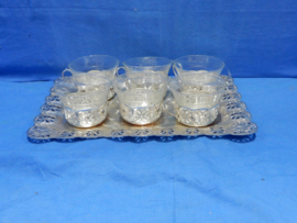 art nr: 223 vintage glazen thee set op verzilverd dienblad
