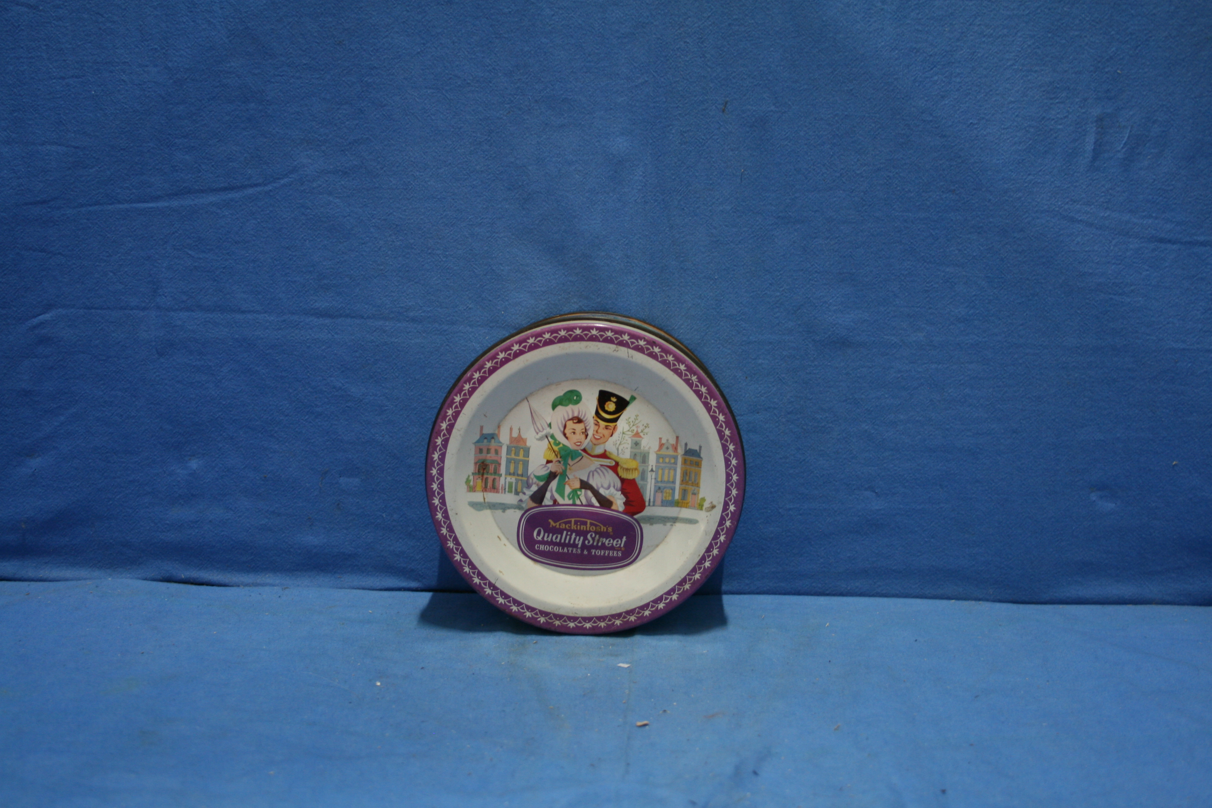 art nr: 492 vintage Mackintosh's Quality street blik