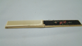 art nr: 400 vintage etui met kam